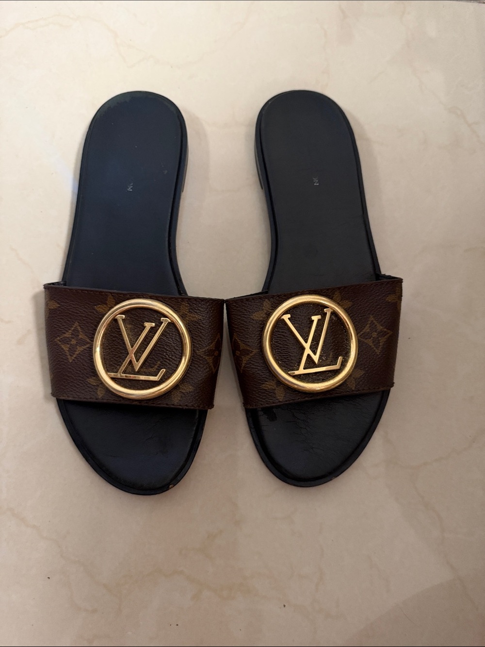 Men's Slides with LV Logo